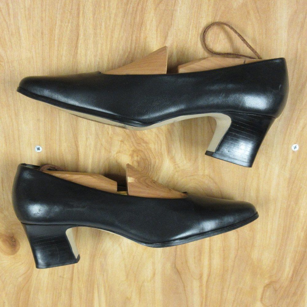 CALICO English 7 Black Leather Dress Pumps Womens Size 9 Narrow Slim Block Heels